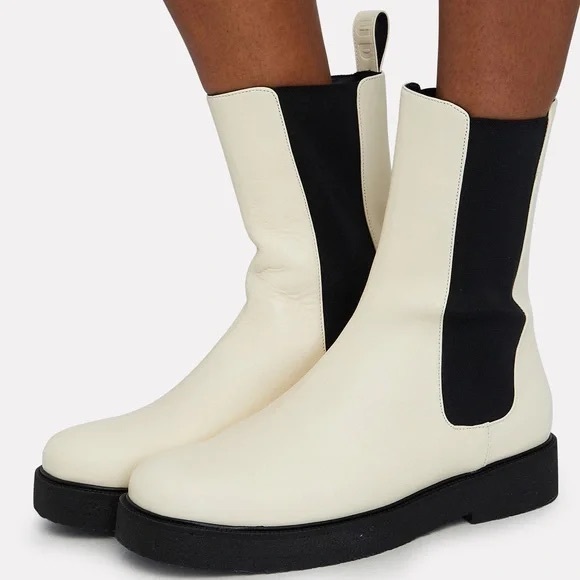 STAUD Palomino Chelsea Boots. Size 37 WomenN6-08